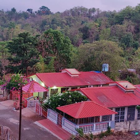 Jenjon Karjat Resort - One Bhk Premium Chalet With Optional Swimming Pool Exterior photo